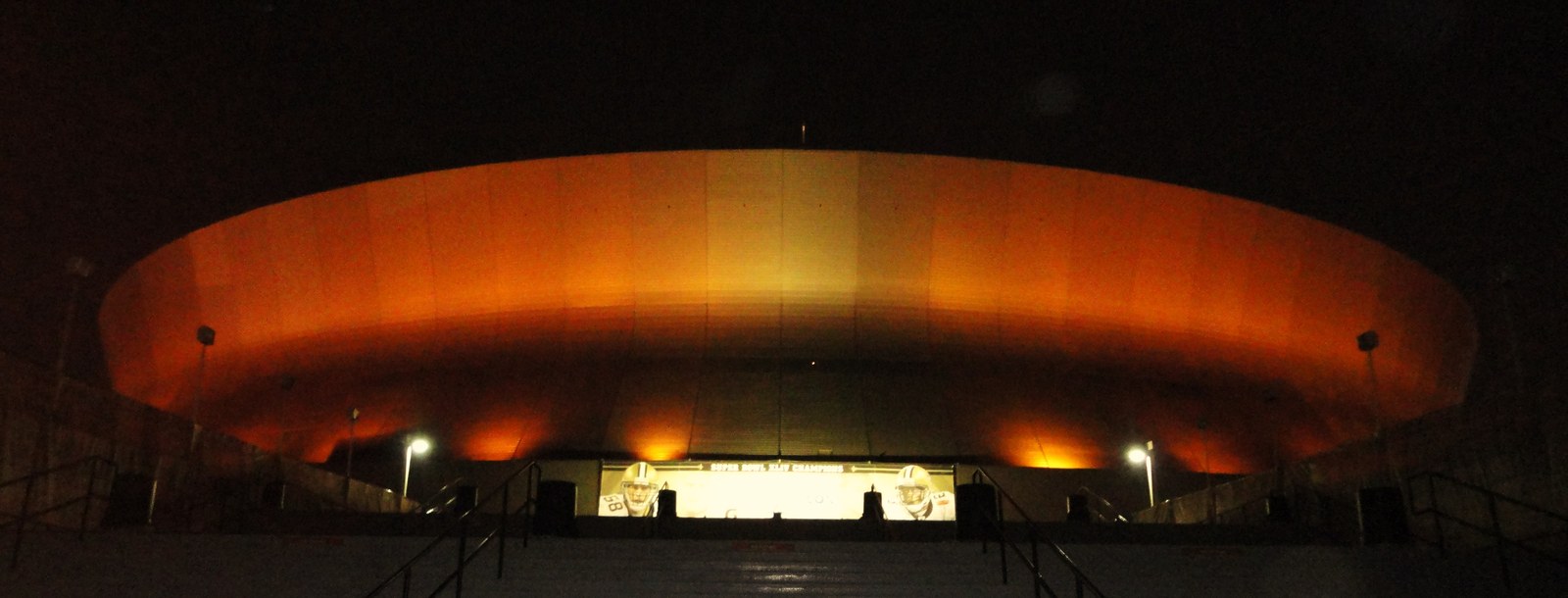 Saints build a 24-point lead and barely keep it in a 34-27 win over the Giants